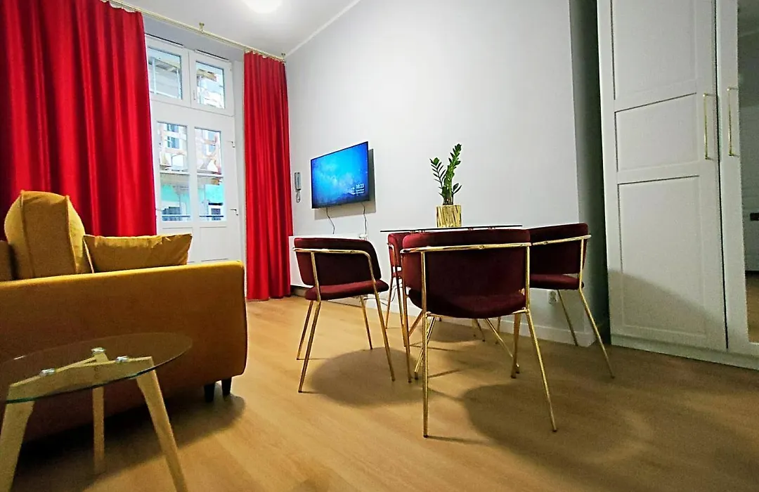 Hugo Star Apartments-1